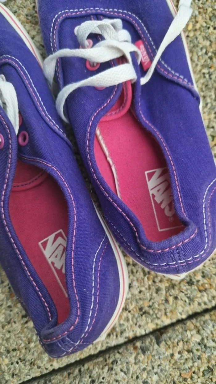 Belle vans enfant taille 34.5 😊 neuf sans étiquette - photo numéro 5