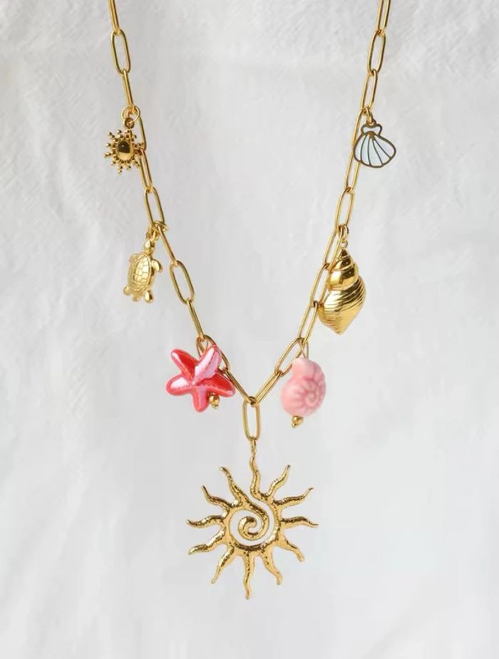 Collier à charms doré rose soleil en acier inoxydable