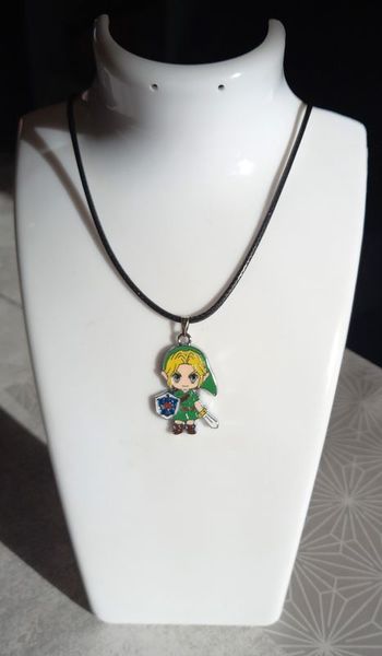 Collier zelda link cordelette noire neuf
