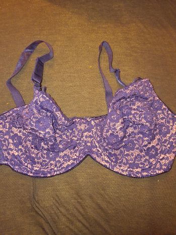 Soutien-gorge en dentelle violette - Rosa Junio - Neuf/Très bon état - 100C