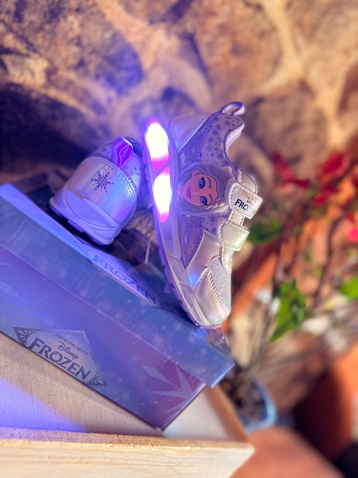 Basket Frozen lumineuse - photo numéro 2