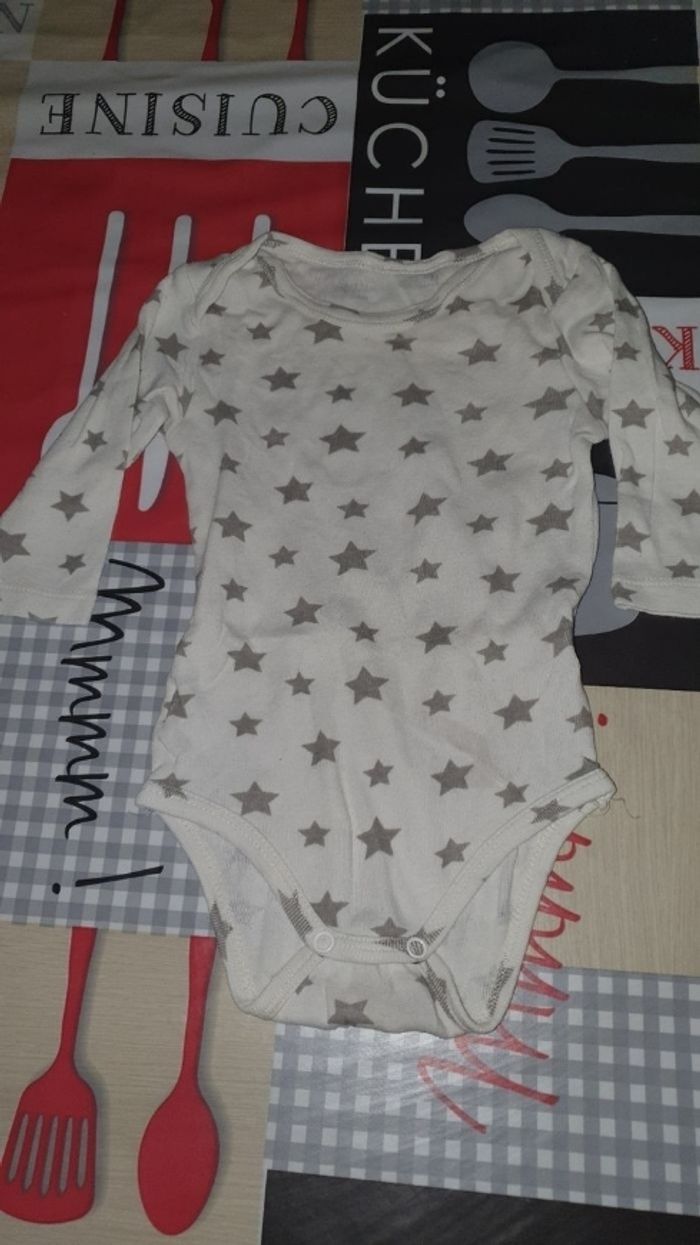 Bodies - photo numéro 2