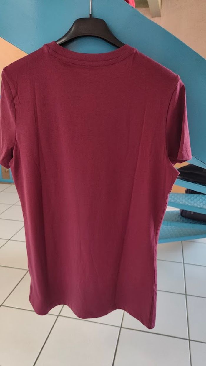 Tee shirt Puma bordeaux taille 16 ans NEUF - photo numéro 2