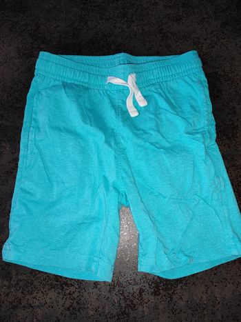 Short turquoise