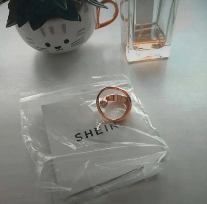 Bague dorée Shein