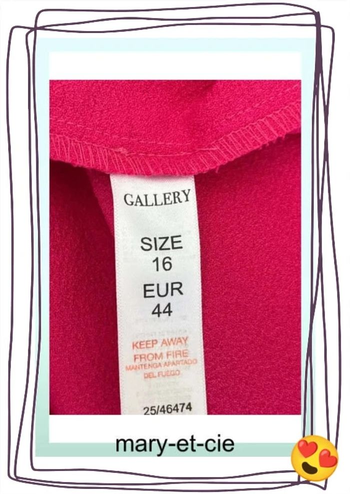 SOLDÉ - Robe courte taille 42- Gallery - photo numéro 8