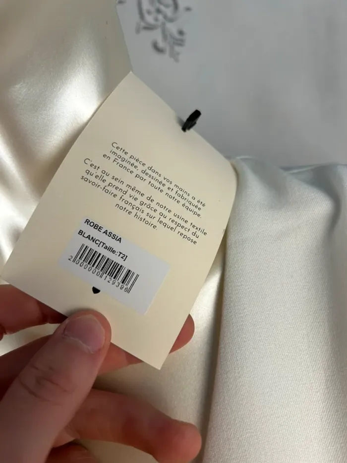 Robe blanche SAAJ T.2 / M neuve - photo numéro 3