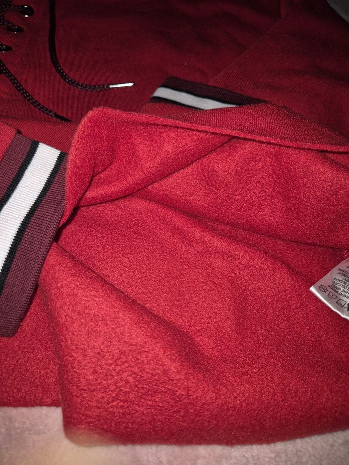 Sweat rouge - photo numéro 7