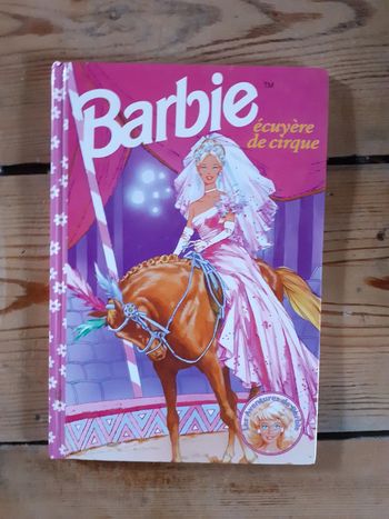 🎀 Barbie écuyère de cirque