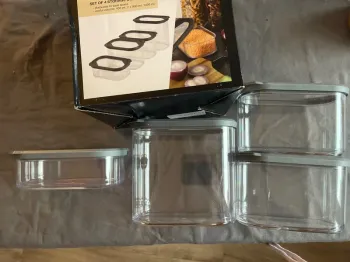 Lot de 4 boîtes de conservation NEUF