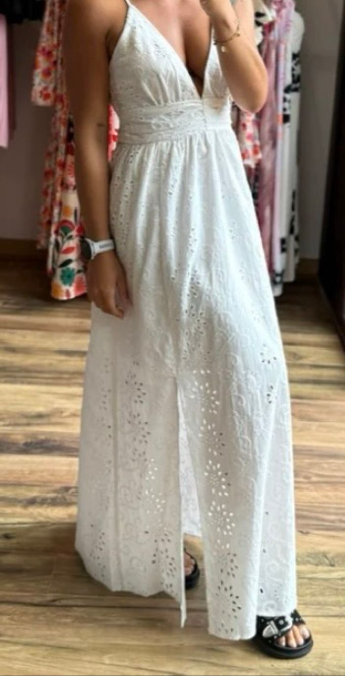 Robe longue broderie anglaise - photo numéro 5