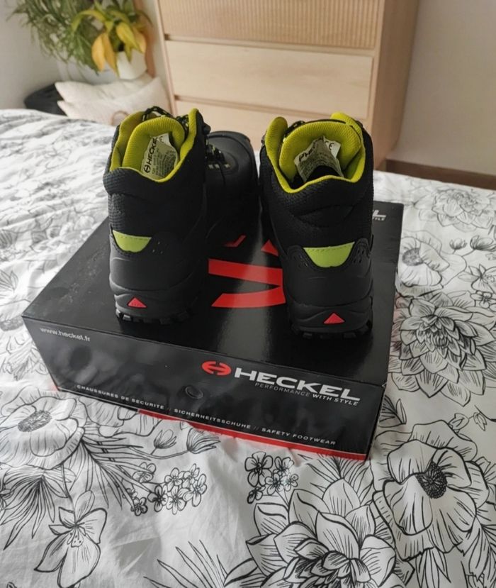 Chaussures de sécurité heckel 43 neuf. - photo numéro 3