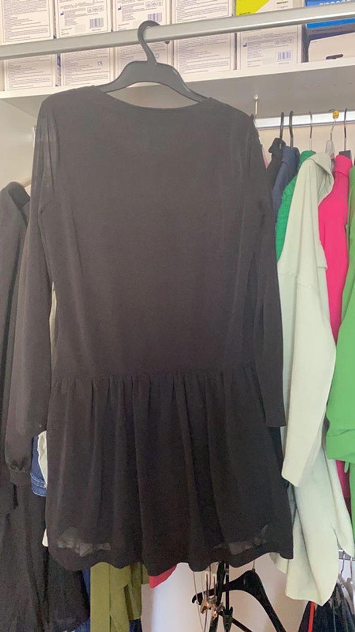 Robe noire fluide - photo numéro 2