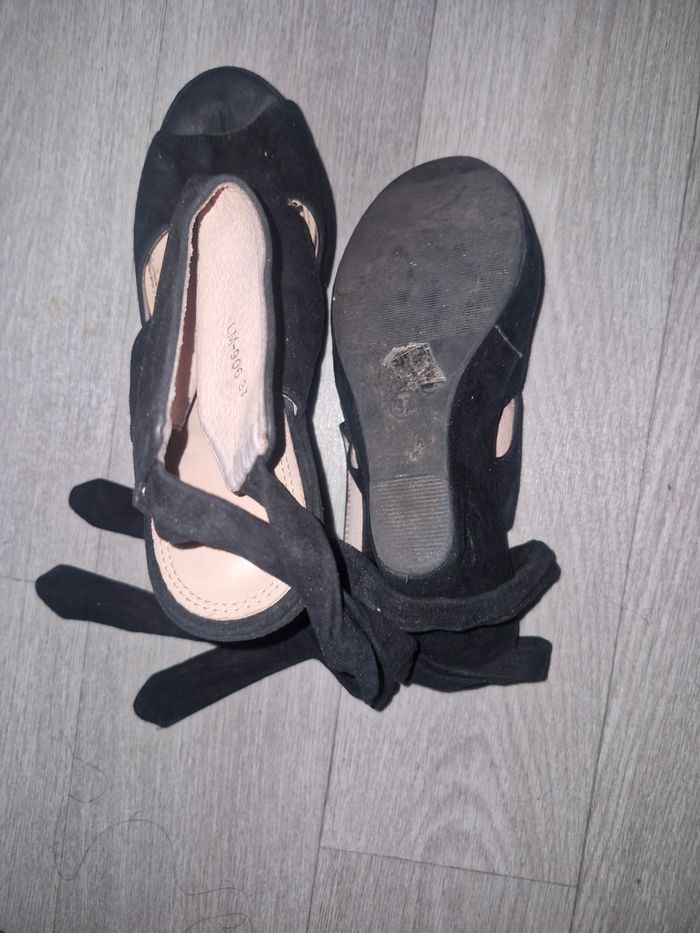Chaussures à talon compensé - photo numéro 4