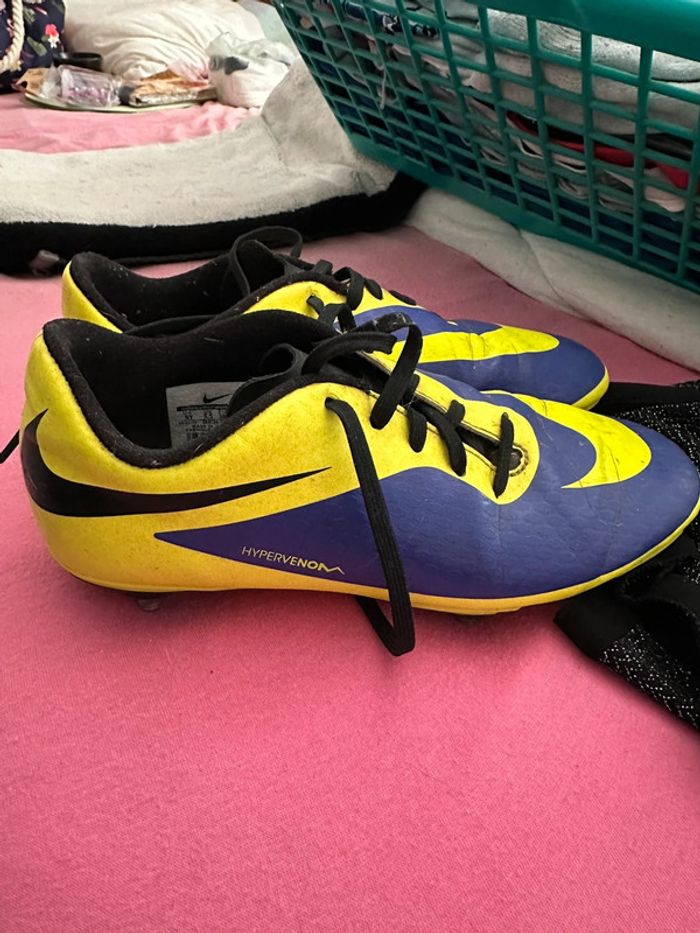 Chaussures foot - photo numéro 2