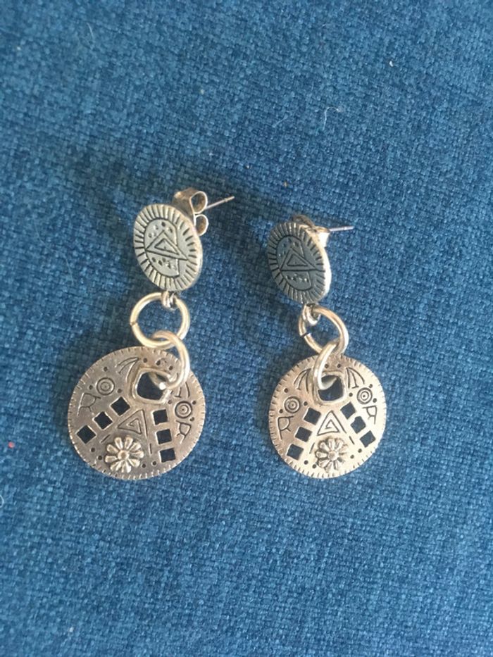 boucles d'oreilles