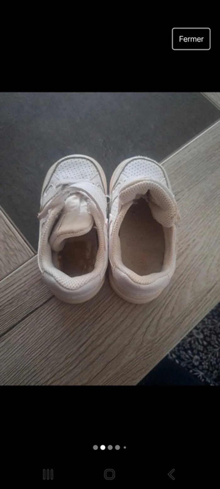 Lot de 3 paires de basket taille 21 - photo numéro 10