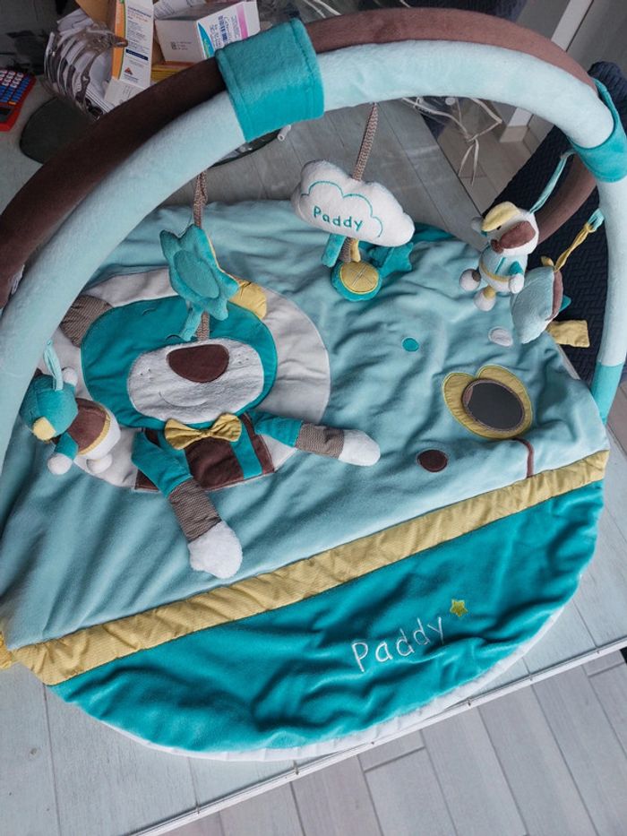 Tapis d'éveil avec son sac de rangement