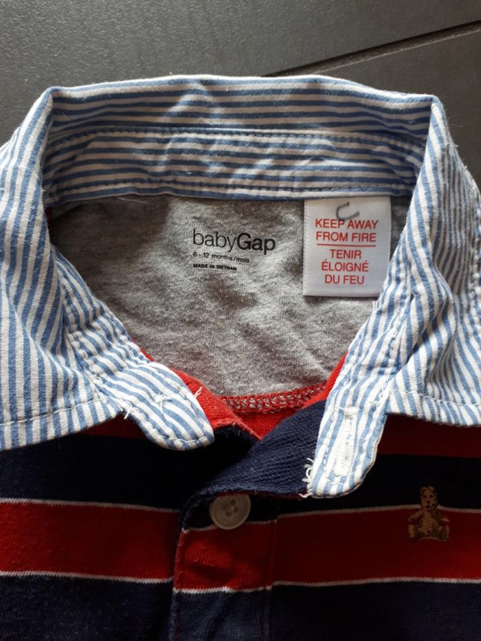 Polo Baby Gap 6 mois - photo numéro 3