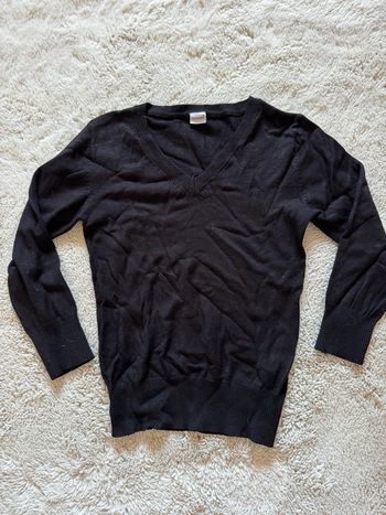 Petit pull noir manches 3/4