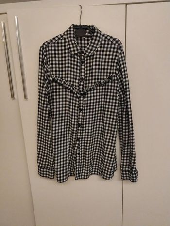 Chemise à carreaux Vichy noir et blanc avec volants