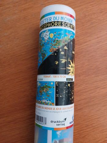 Poster du monde phosphorescent