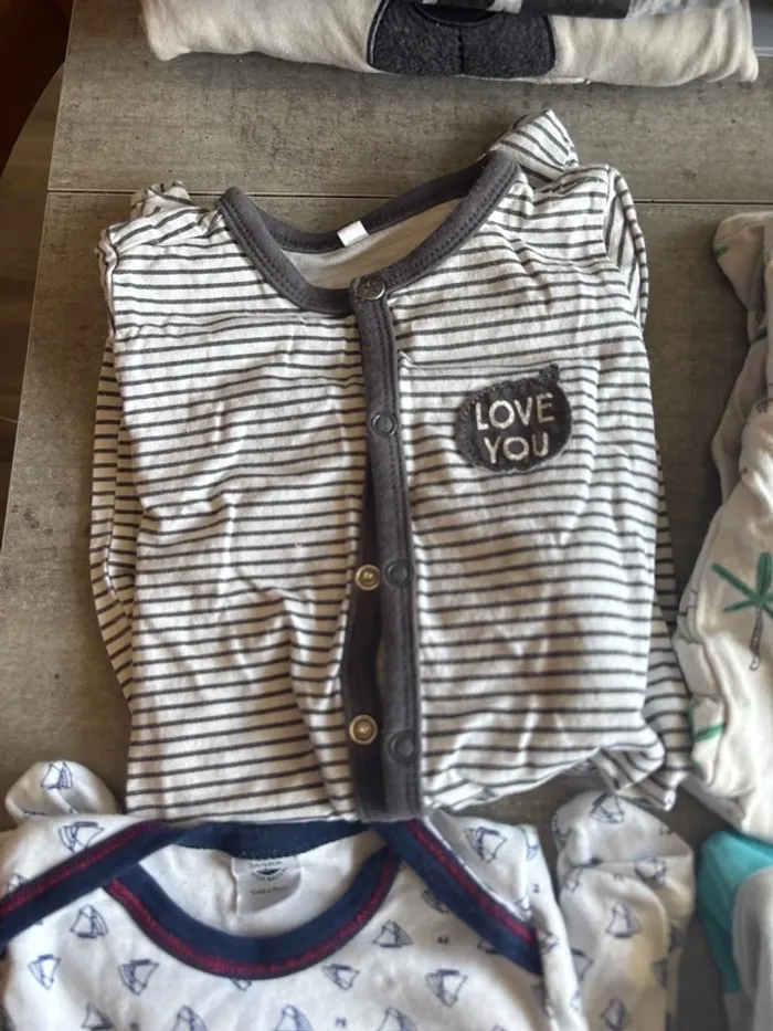 Lot pyjama été 3 mois - photo numéro 3