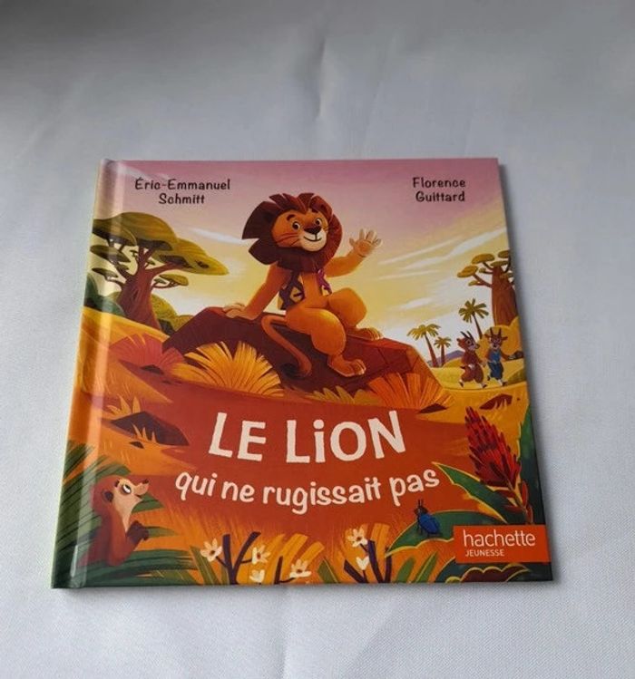 Le lion qui ne rugissant pas ( Livre Mc Do )