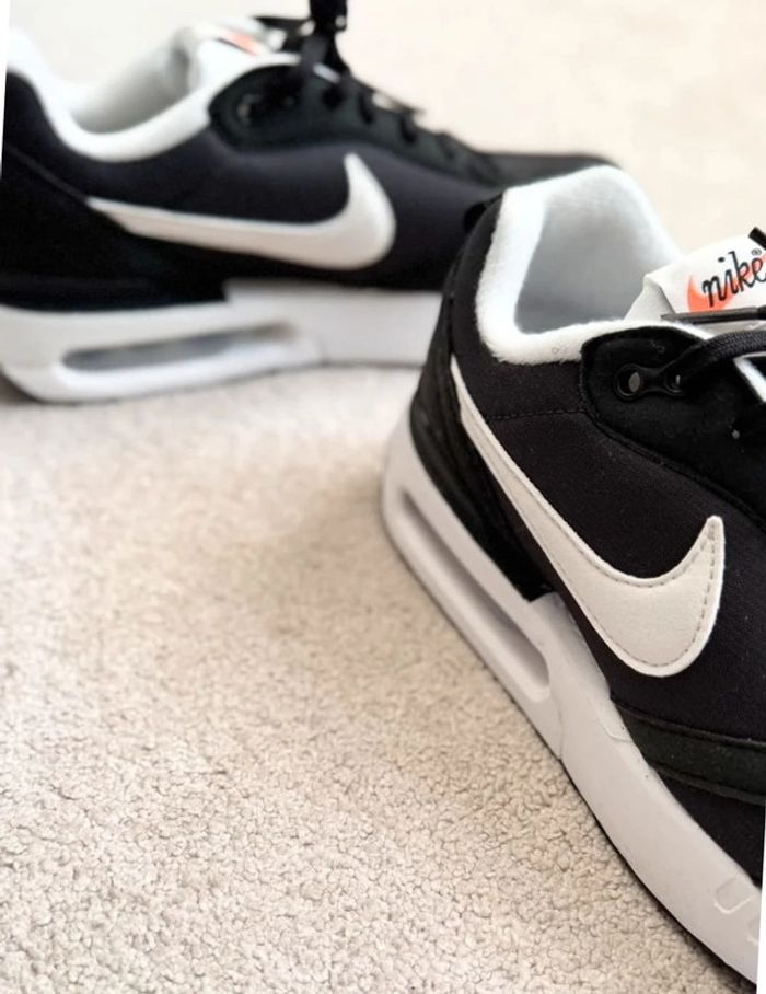 Nike Air Max Dawn - Black - photo numéro 3