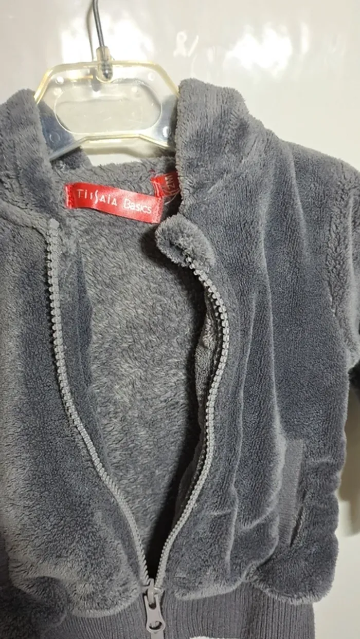 💚Veste polaire bébé gris anthracite – douce et chaude – 12 mois - photo numéro 3