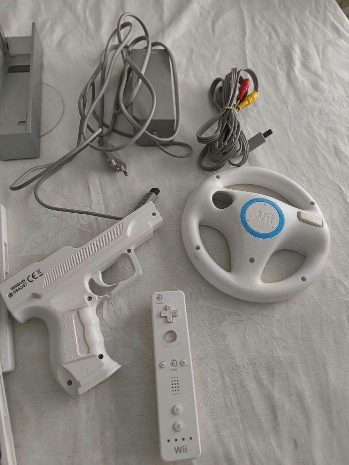 Console wii + accessoires - photo numéro 4