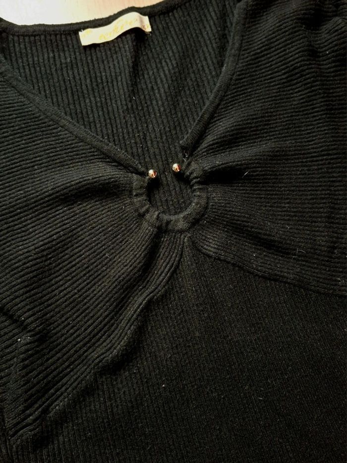 Pull noir - photo numéro 2