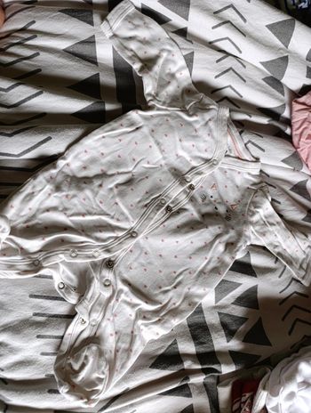 2 pyjamas