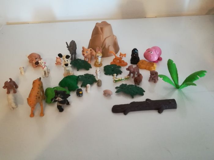 Lot de jouets animaux