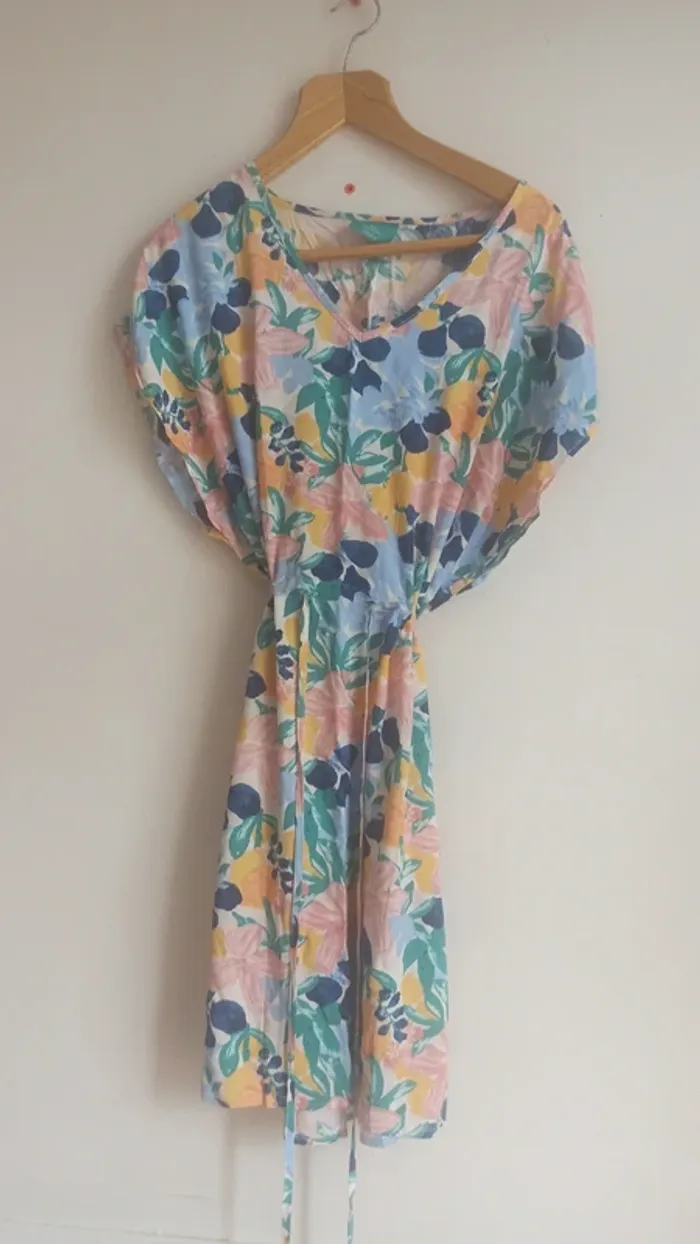 Robe t M/L neuve my gambette box - photo numéro 4