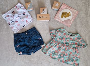 Ensemble Sergent Major blouse verte & corail + short denim brut 3M (TBE comme neuf)