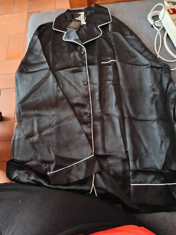 Pyjama en soie taille 46/48 (XXL) - photo numéro 2
