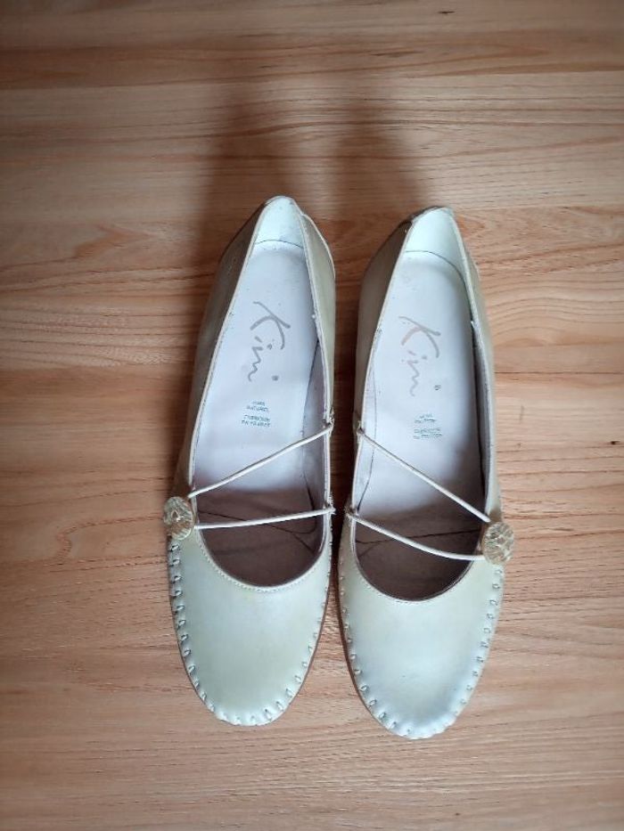 Chaussure dessus cuir