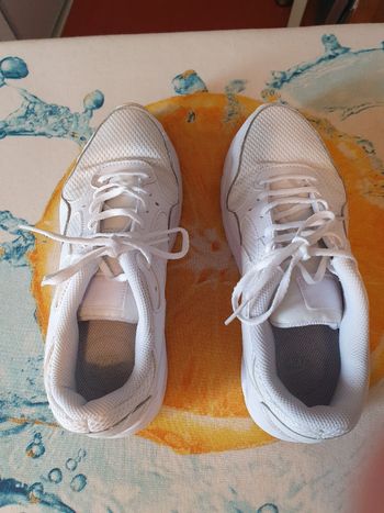 Basket Nike air blanche taille 38