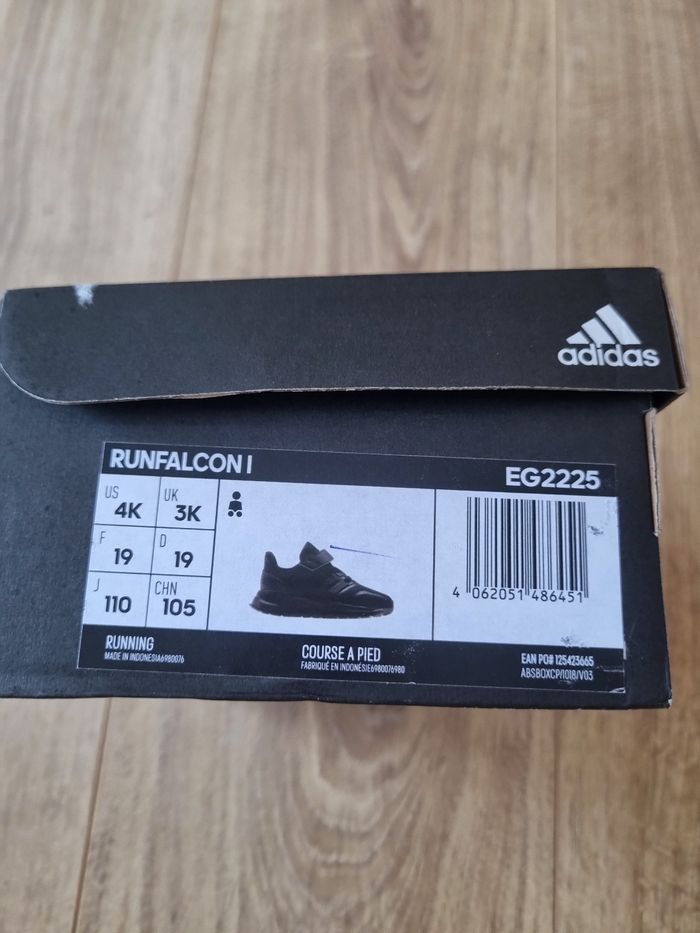 Baskets Adidas - photo numéro 2