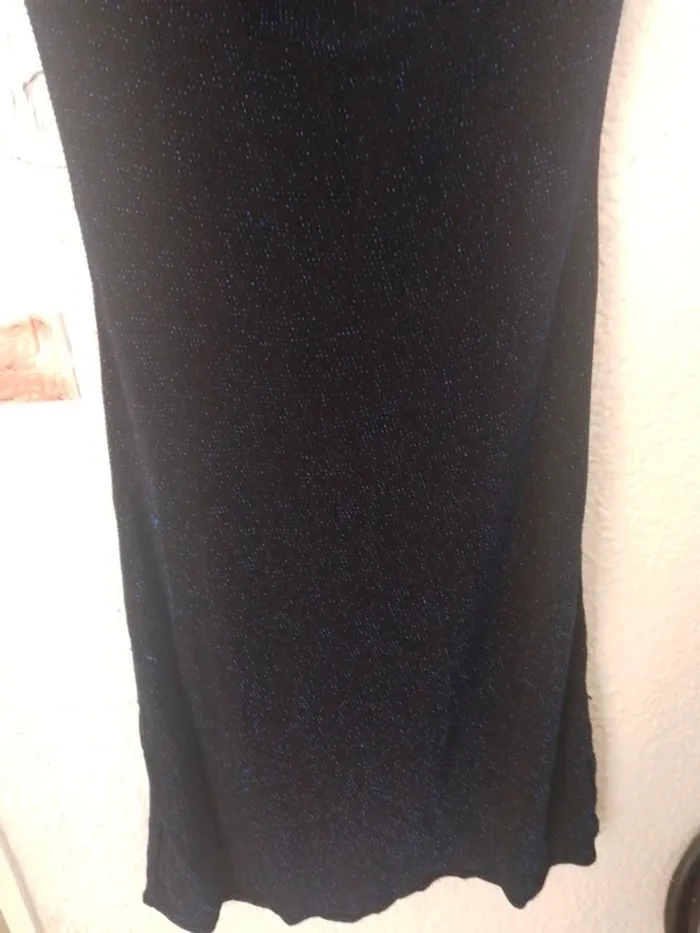 Robe pailletée bleu nuit dos nu - photo numéro 5