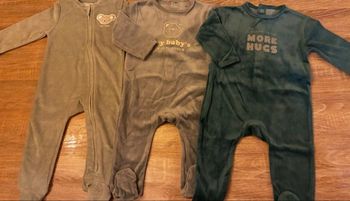 Lot bébé 9 mois Kiabi pyjama