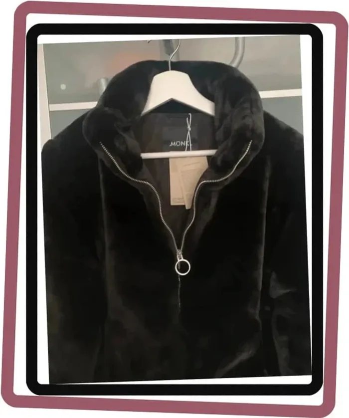 Très jolie veste coupe carrée en fausse fourrure ultra douce à fermeture éclair - T/ S Monki - photo numéro 2