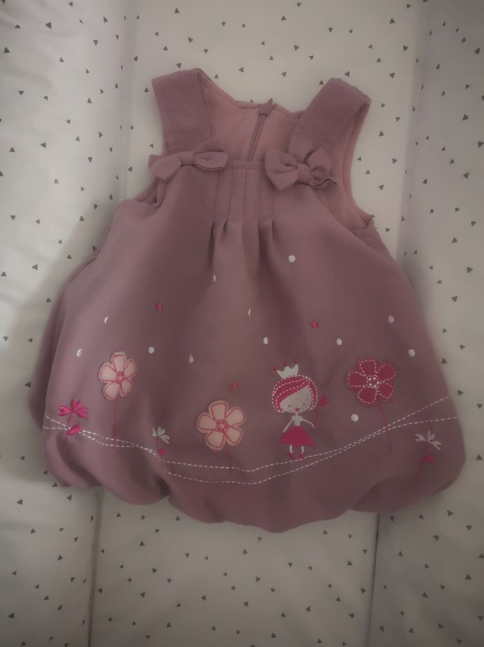 Lot robes 3 mois - photo numéro 2