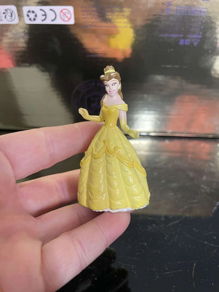 Figurine Belle La Belle et la Bête Disney - photo numéro 2