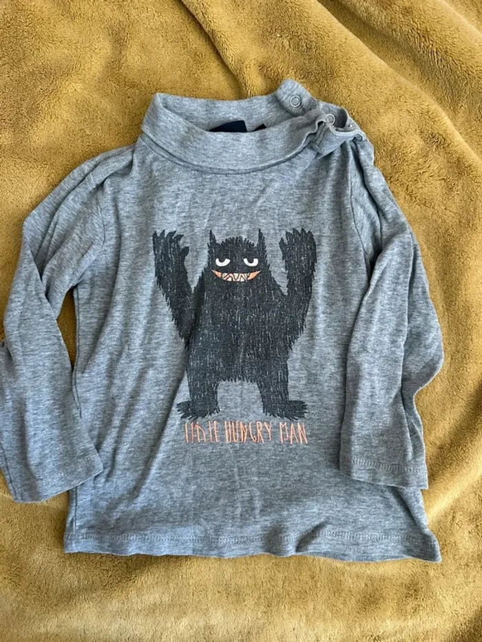 Col roulé matière teeshirt