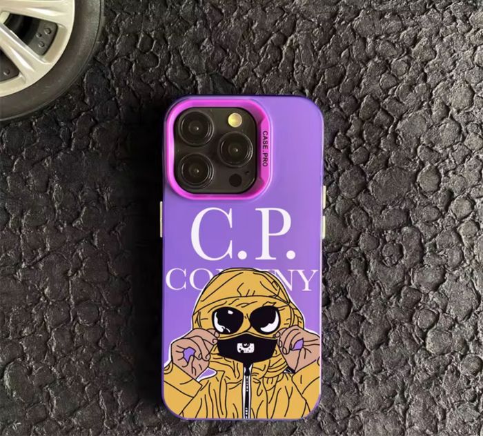 Vend coques cp company et stone Islande tout modèle d iPhone