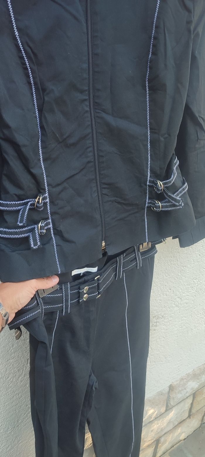 Ensemble tailleur femme - photo numéro 2