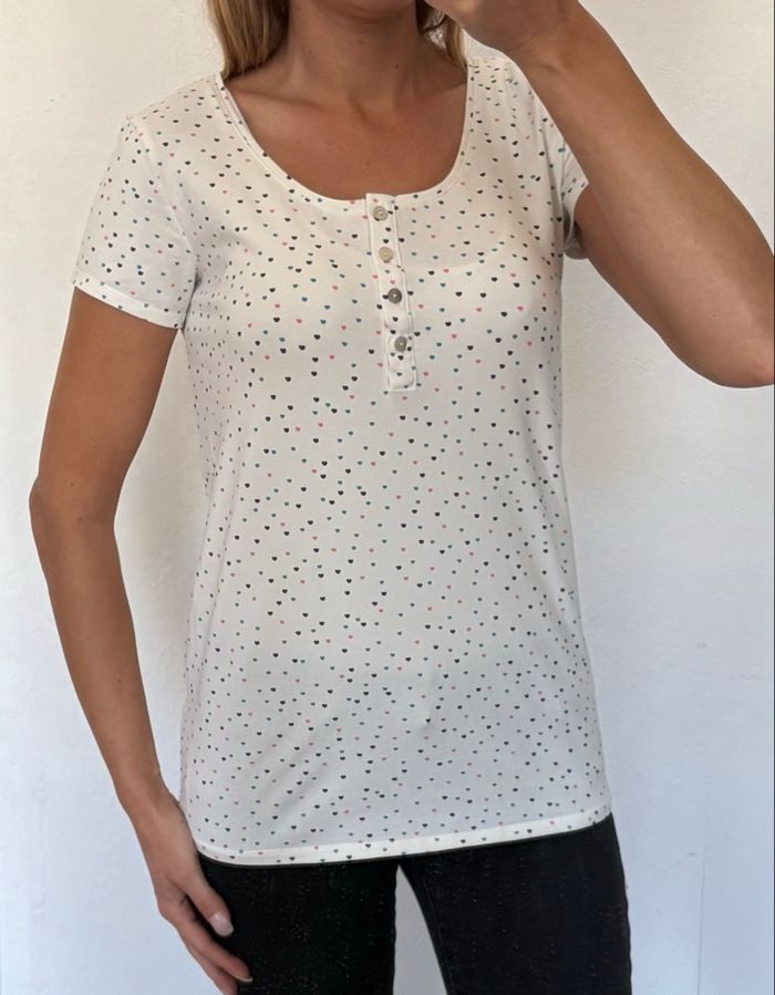 T-shirt Kiabi taille 36/S en parfait état - photo numéro 3