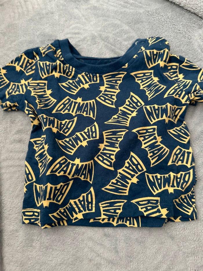 Lot de 2 tea shirt - photo numéro 2